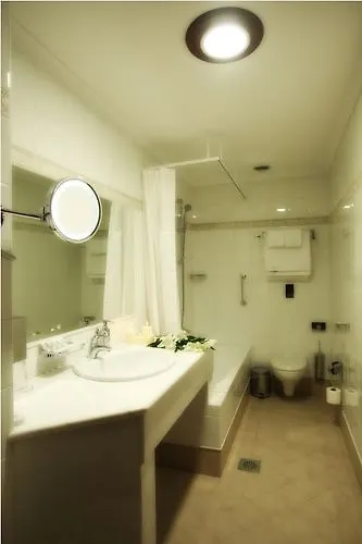 Ξενοδοχείο Afkos Grammos Boutique 4*
