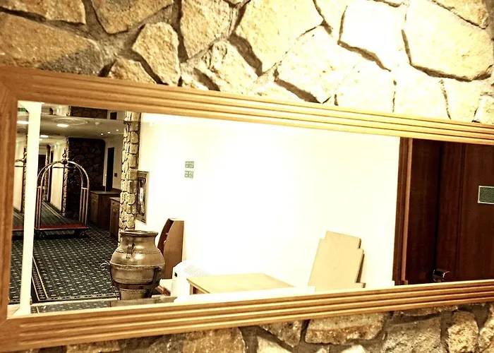 Afkos Grammos Boutique