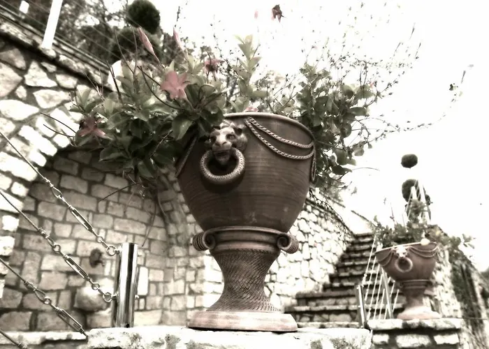 Ξενοδοχείο Afkos Grammos Boutique 4*