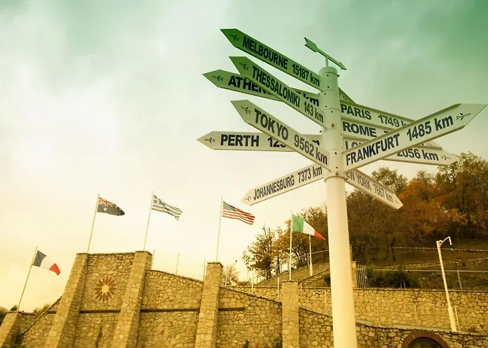 Afkos Grammos Boutique